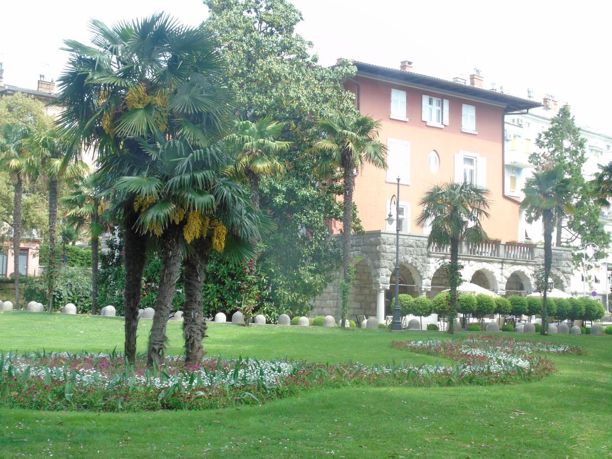 Apartment Mihael Opatija Buitenkant foto