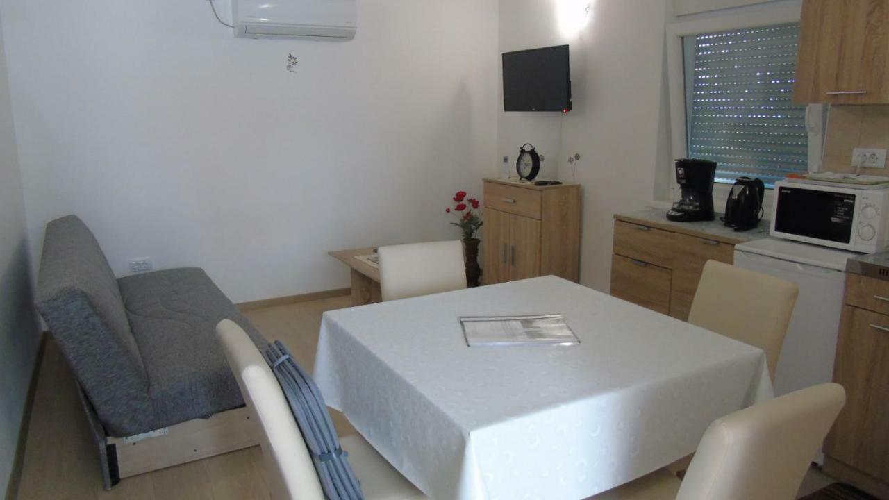 Apartment Mihael Opatija Buitenkant foto
